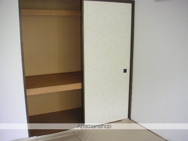 ニューパークA棟の内装写真