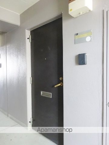 アップル第7マンションの玄関写真