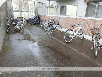 岩手県盛岡市前九年２丁目[2LDK/51.84m2]の共用部4