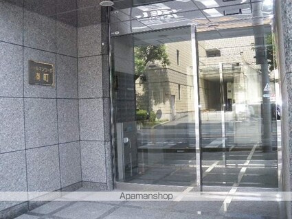 シャルマンコーポ湊町[1R/31.7m2]のエントランス4