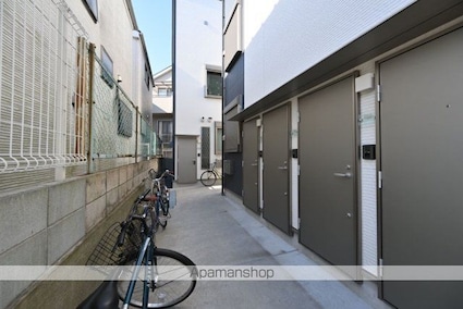 東京都杉並区下井草２丁目[1K/25.8m2]のエントランス