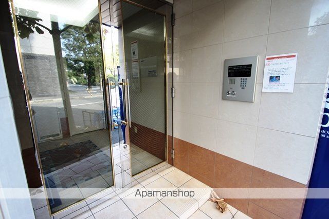 フェアリーコートの玄関写真