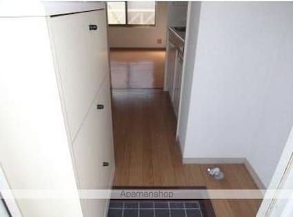 エステート五本木[1K/16.2m2]の玄関