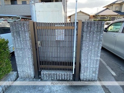 フィネス松縄[2DK/51.87m2]の共用部5