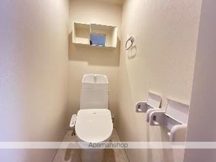 ジニアス瀬戸[1K/33.86m2]のトイレ