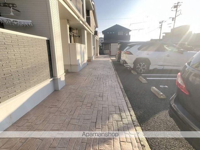 フルール・クレアIIIの玄関写真