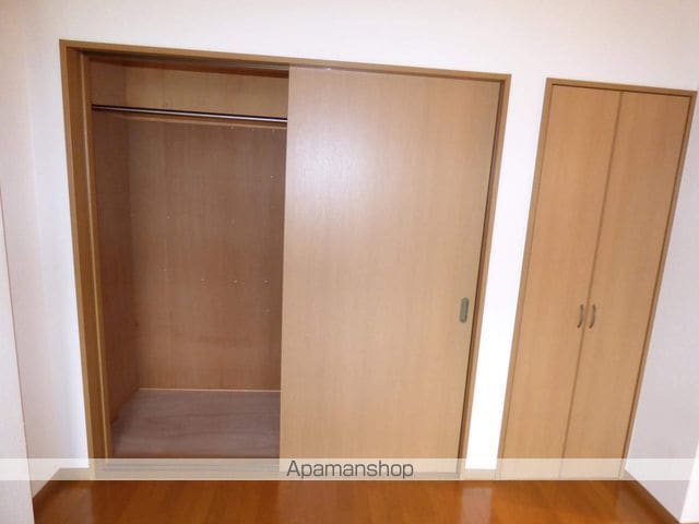 フラット Tの内装写真