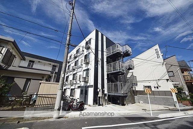 ヨウコースクウェア蕨の外観写真