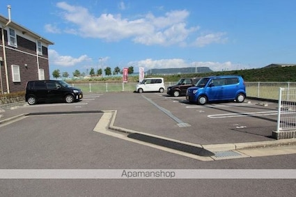 香川県高松市元山町[2LDK/56.26m2]の駐車場