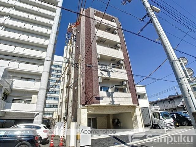 アスプラス平和通の外観写真