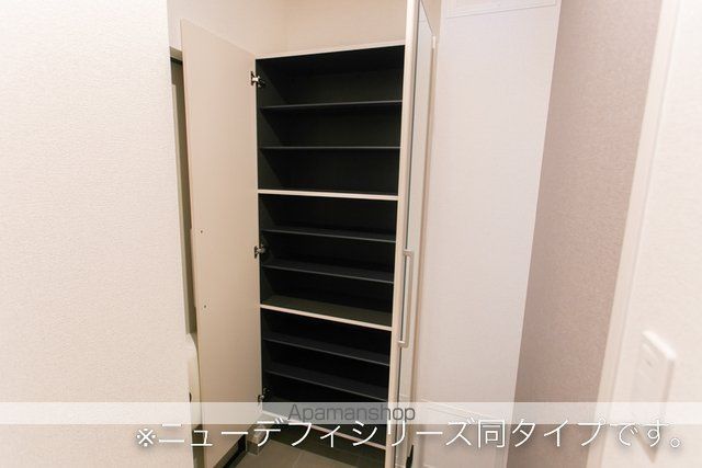 プラゼールIIの内装写真