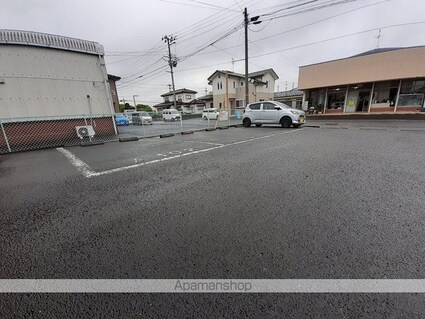 メゾンエクセルＡ[2DK/44.34m2]の駐車場