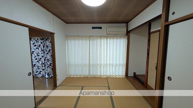 東広島市 1階建 築54年の内装写真