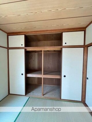 吉森ハイツ[2DK/43.3m2]の収納