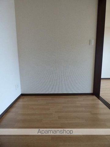 アーバンフラッツ西中島の内装写真