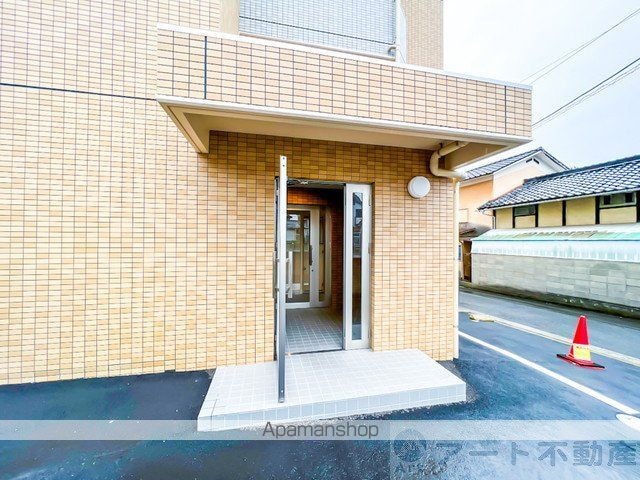 ネスト山越[1R/21.36m2]のエントランス4