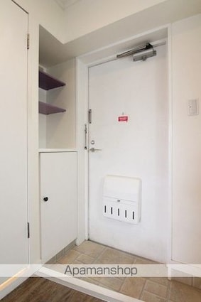 青娥桑原館[1K/27.84m2]の玄関