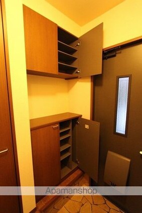 バリュージュＹ＆Ｍ[2DK/44.33m2]の玄関