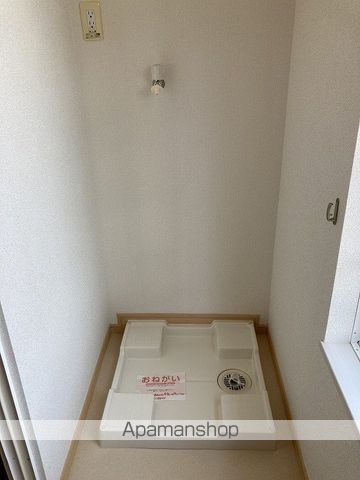 レゴリスBの内装写真