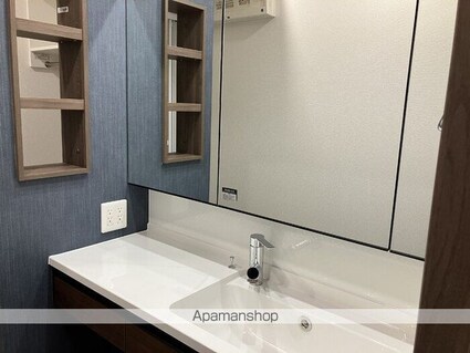 ＤーＲＯＯＭ小田原８丁目Ｉ[2LDK/56.3m2]の洗面所