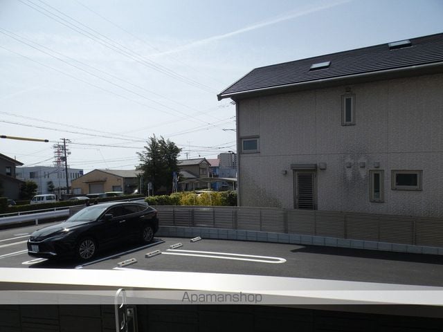 ADVANCEの玄関写真