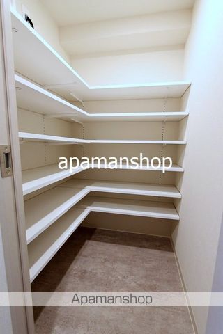 COMFORIA・LIV北久宝寺Qの内装写真