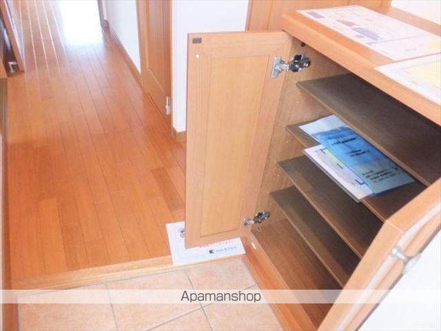 クローバーの内装写真