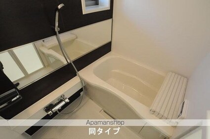 レトア本町西[1K/27.7m2]のバス