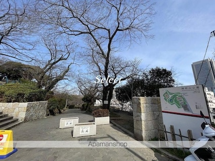 ＫＤＸレジデンス横濱紅葉坂[2SLDK/70.11m2]の周辺2