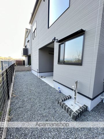 和泉市 2階建 築4年の内装写真