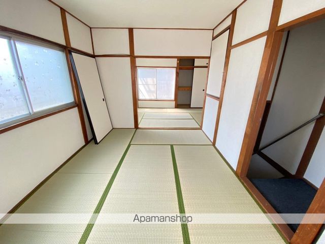 交野市 2階建 築53年の内装写真