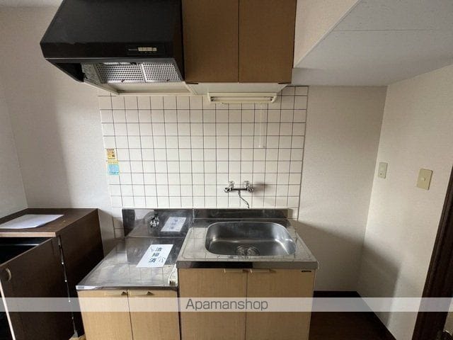 アヴァンセ富沢南参番館の内装写真