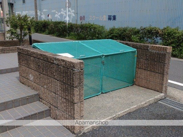 レオパレスアイディールの外観写真