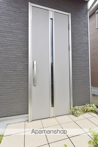 厚木市 2階建 築10年の内装写真