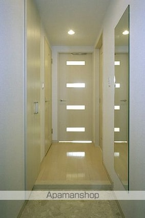 東京都渋谷区広尾５丁目[1K/19.67m2]の玄関