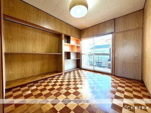 高松琴平電鉄琴平線 伏石駅 徒歩6分 2階建 築54年の内装写真