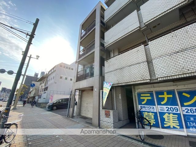 カメモトビルの外観写真