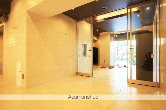 アルティザ平尾の玄関写真