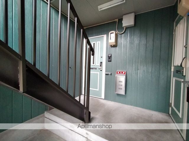 ルピナ東通の玄関写真