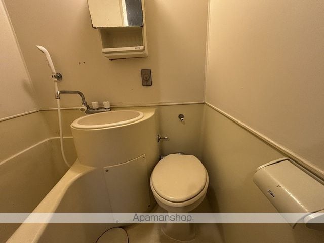 勾当台ハイツの内装写真