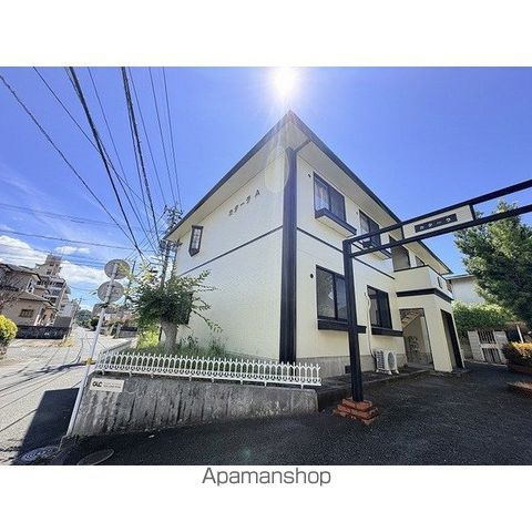 カターラA棟の外観写真