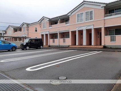 カーサ・プラシード　Ⅱ[1LDK/46.49m2]の駐車場