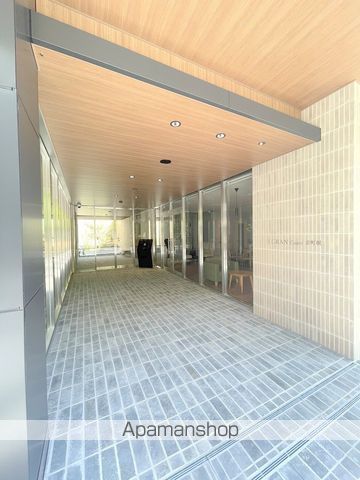 J.GRAN COURT京町堀の玄関写真