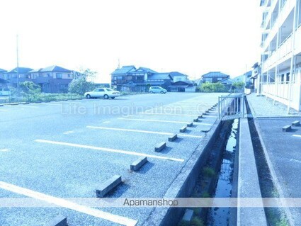 エクシブ[2LDK/71.82m2]の駐車場2