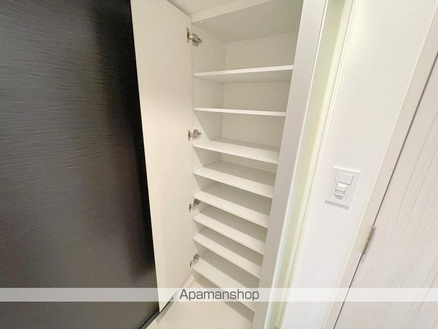エスレジデンス堺筋本町ウーノの内装写真