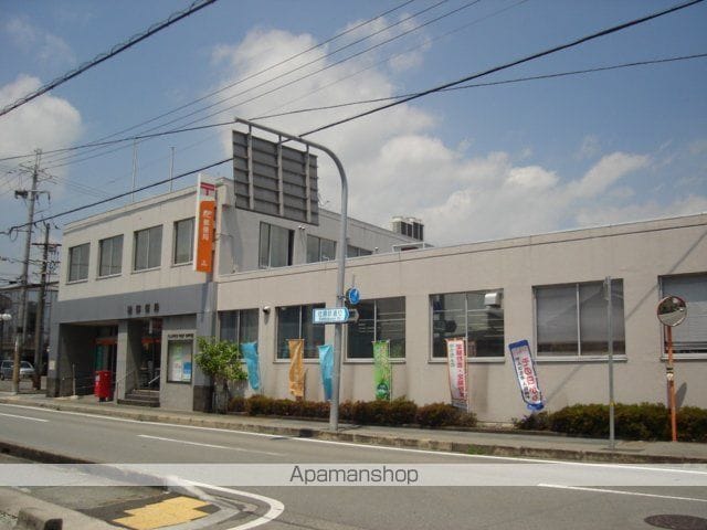 コンフォース・アイの周辺写真