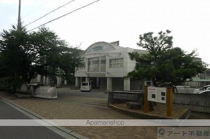 リュンヌ祇園[1R/21.36m2]の周辺1