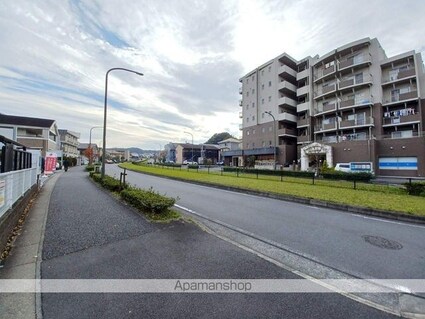 東京都八王子市七国１丁目[1LDK/45.29m2]の周辺2