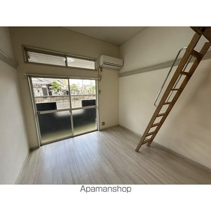 ピースフルハウスＢ棟[1K/15.1m2]のリビング・居間1