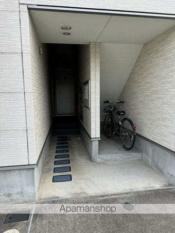 グランディールの玄関写真